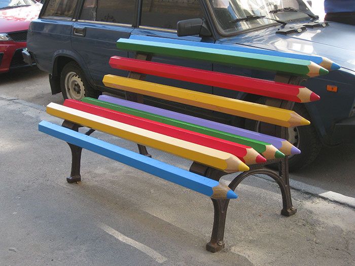 Creative-Public-Benches-101-57e9127add087__700.jpg