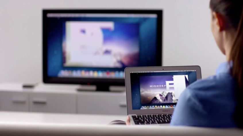 Tus series y pelis favoritas, aún mejor. Fuente: Para tu Mac (https://paratumac.com/blogs/tips-informacion-y-noticias/duplica-la-pantalla-de-tu-mac-en-samsung-smart-tv-con-airplay-sin-necesidad-de-un-apple-tv-o-cables)