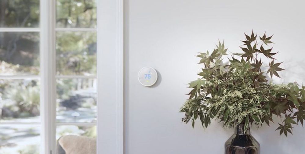 Tú eliges cómo controlar la temperatura de tu hogar. Fuente: MacRumors (https://www.macrumors.com/2017/08/31/nest-announces-the-thermostat-e-with-a-new-design-and-a-lower-price/)