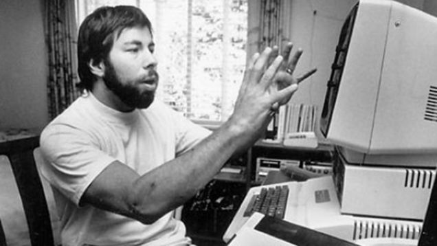 Para muchos, Steve Wozniak es el mayor responsable de que Apple exista. Fuente: Self Taught (https://selftaught.blog/steve-wozniak-self-directed-learner/)