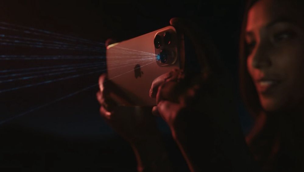 Funciones únicas para iPhone únicos. Fuente: Medium (https://medium.com/macoclock/what-is-the-lidar-of-the-iphone-12-pro-for-augmented-reality-and-photography-in-low-light-4d5db5884212)