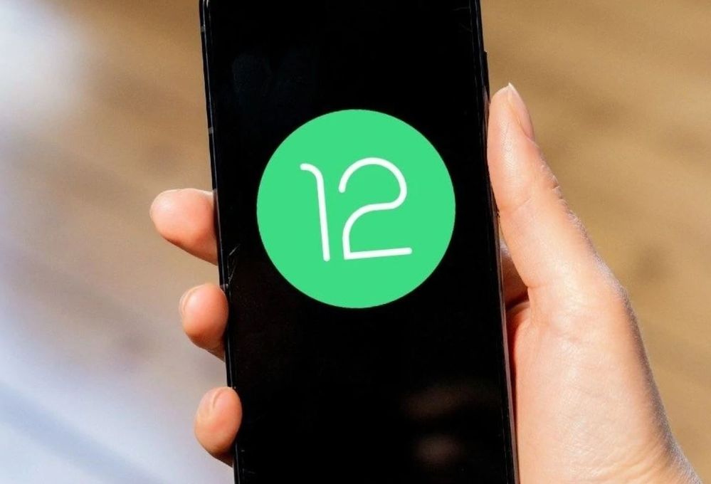 Android 12 promete darnos más libertad y mejor accesibilidad. Fuente: Smart-GSM (https://www.smart-gsm.com/blog/android-12-temas-nativos-google-assistant-colores/)