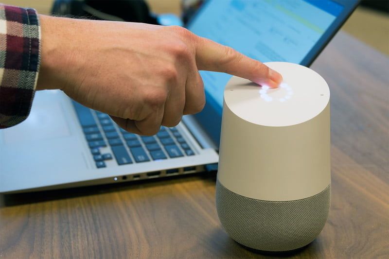 Llama, pero cuando tú quieras. Fuente: Digital Trends (https://es.digitaltrends.com/inteligente/como-hacer-llamadas-con-google-home/)