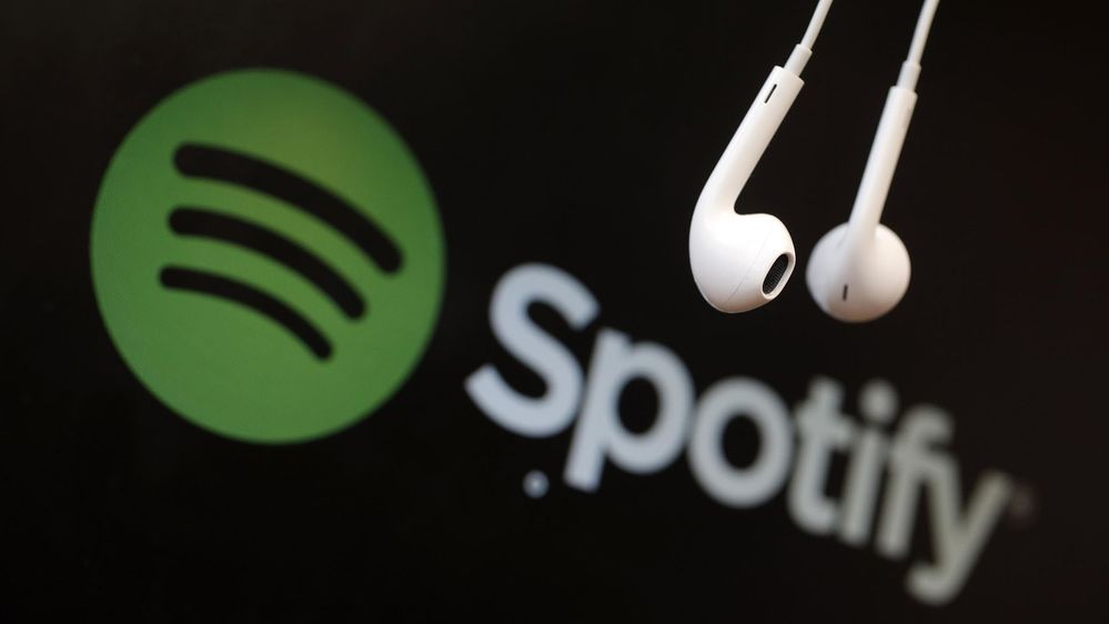 Spotify y Apple: Una relación amor-odio. Fuente: OutsideInsight (https://outsideinsight.com/insights/how-ai-helps-spotify-win-in-the-music-streaming-world/)