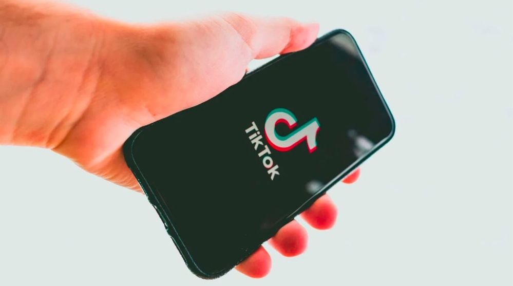 ¿Será este el principio del fin para la relación Apple-TikTok? Fuente: Apple Insider (https://appleinsider.com/articles/21/03/16/chinese-apps-test-bypass-for-apples-app-tracking-transparency)