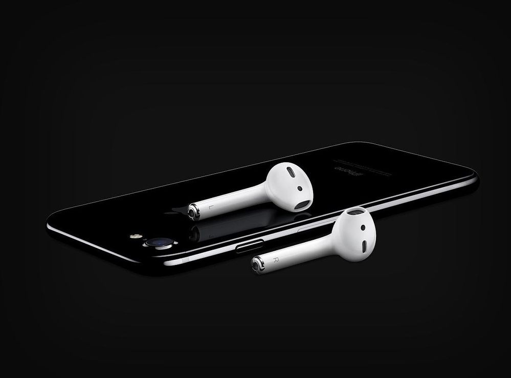 ¿Culpables…? Fuente: Ok Diario (https://okdiario.com/tecnologia/eliminado-apple-conexion-auriculares-minijack-iphone-7-2625365)