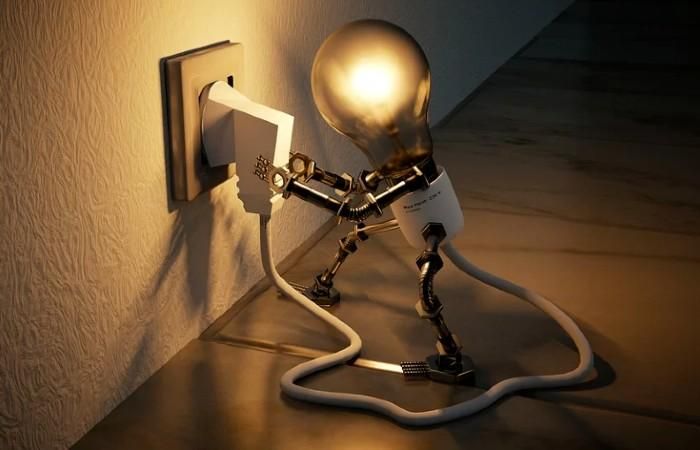 Domótica como solución para bajar la factura de la luz. Fuente: Concepto definición (https://conceptodefinicion.de/electricidad/)