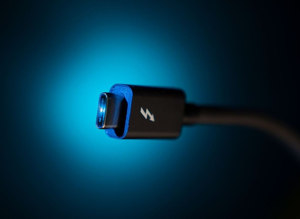 La verdad es que no está tan mal. Fuente: Xataka (https://www.xataka.com/componentes/thunderbolt-4-0-oficial-40-gb-s-soporte-total-para-usb4-esto-que-ofrece-nuevo-estandar-intel)