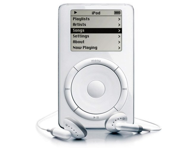 Así fue el primer iPod que se lanzó en el mercado. Fuente: Xataka (https://www.xataka.com/musica/10-anos-de-ipod)