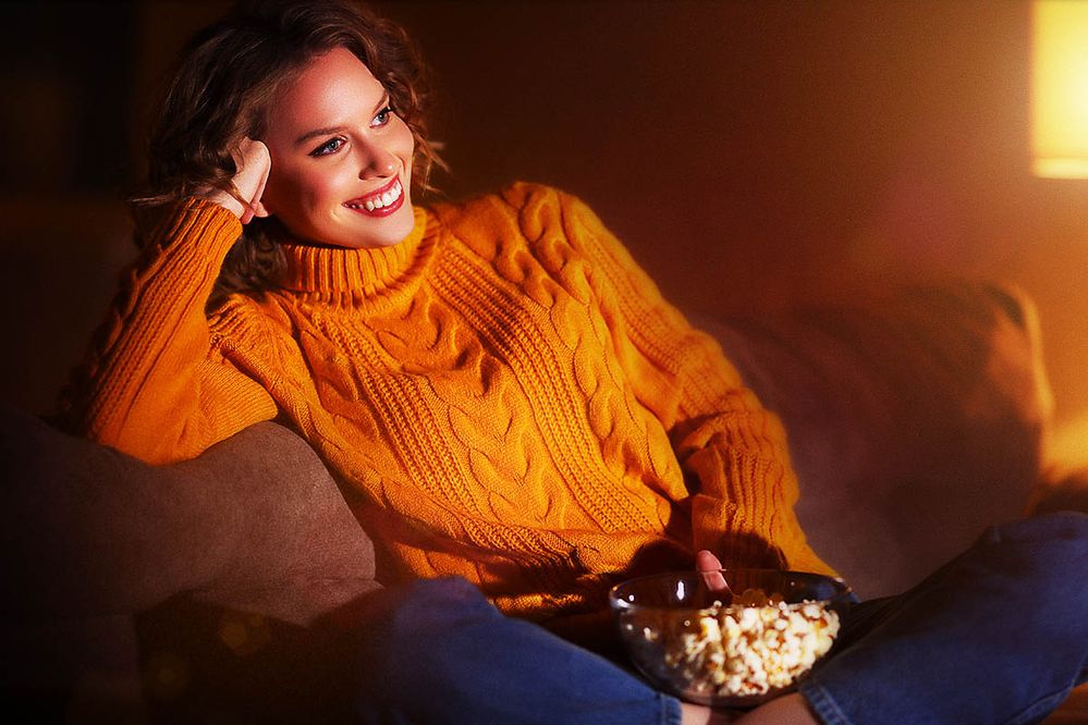 ¿Quién quiere cine teniendo un salón inteligente? Fuente: Orange (https://www.orange.es/orange-tv)