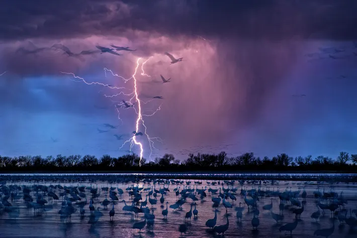 ¡Que truene! Fuente: National Geographic (https://www.nationalgeographic.es/medio-ambiente/2021/09/que-es-una-dana-y-por-que-es-cada-vez-mas-frecuente-en-espana)