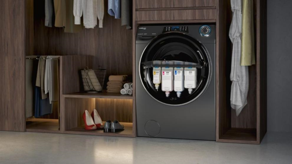 Que bien quedaría en nuestro vestidor. Fuente: 20 minutos (https://www.20minutos.es/tecnologia/moviles-dispositivos/lo-ultimo-en-hogares-inteligentes-es-una-lavadora-que-funciona-con-cartuchos-de-detergente-que-se-rellenan-por-suscripcion-5058946/)