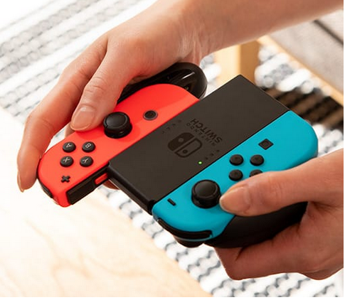 Estarán jugando al despiste?? Fuente: Nintendo (https://www.nintendo.es/Hardware/Familia-Nintendo-Switch/Nintendo-Switch/Nintendo-Switch-1148779.html)