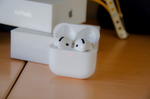 Tus AirPods mejoran. Fuente: Xataka (https://www.xataka.com/analisis/airpods-4-analisis-caracteristicas-precio-especificaciones)