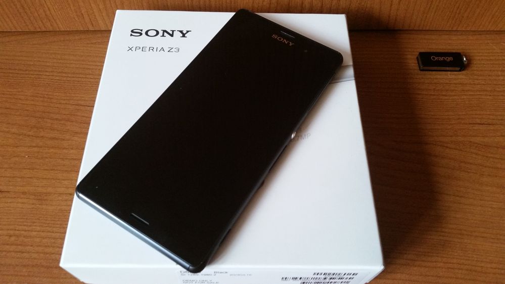 Sony Xperia sobre la caja